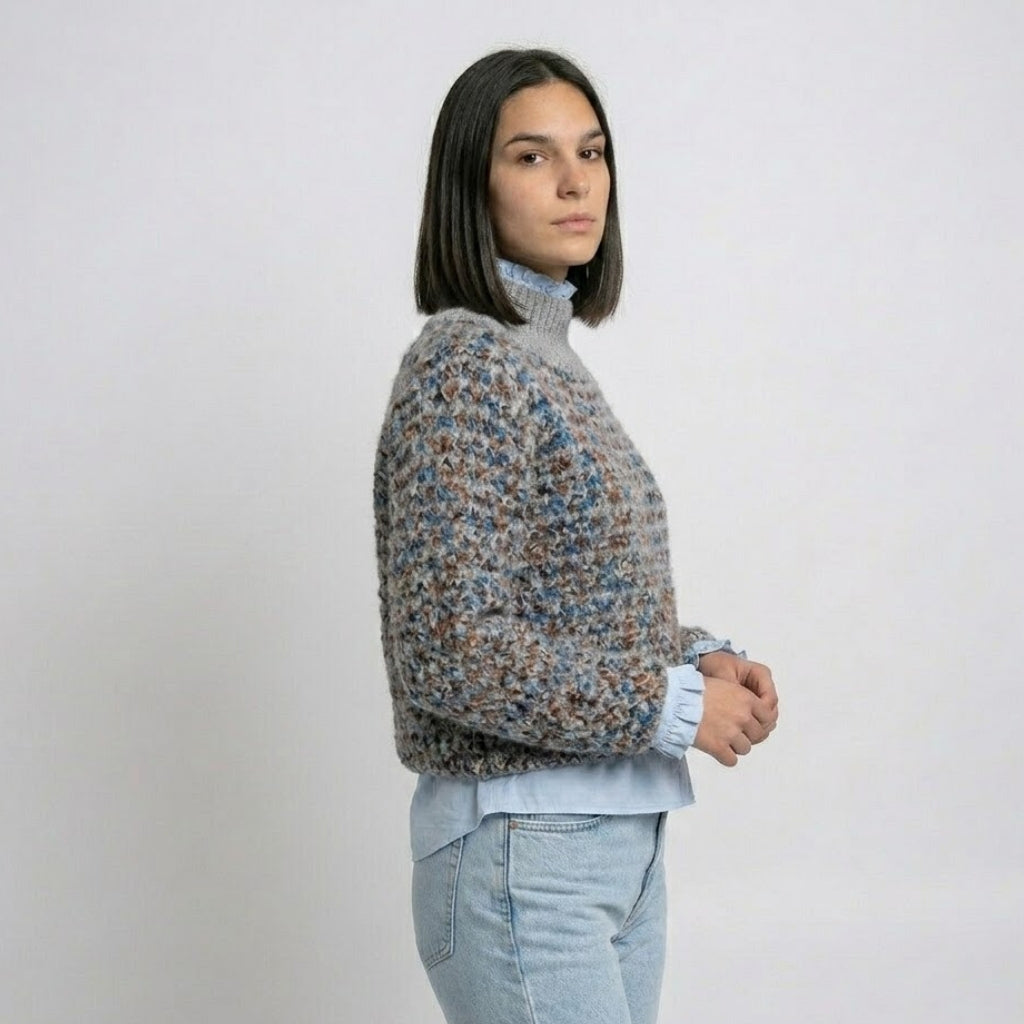 Maglione in misto acrilico e poliestere con collo alto e motivo multicolore