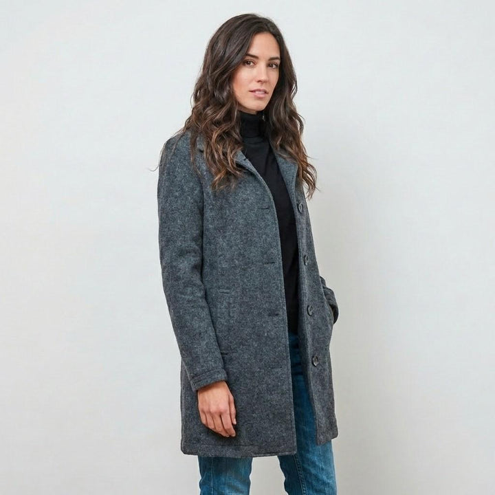 Cappotto classico in misto lana con taglio dritto in stile urbano