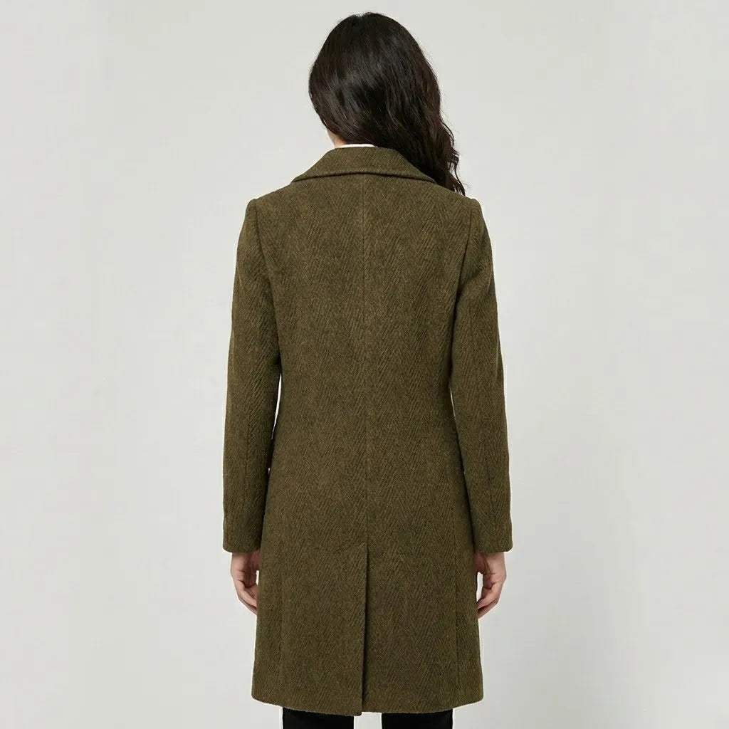 Cappotto lungo strutturato in misto lana con taglio dritto