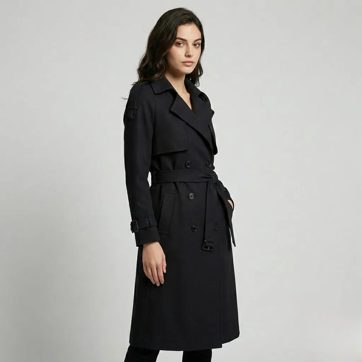 Cappotto lungo strutturato in misto cotone con taglio aderente
