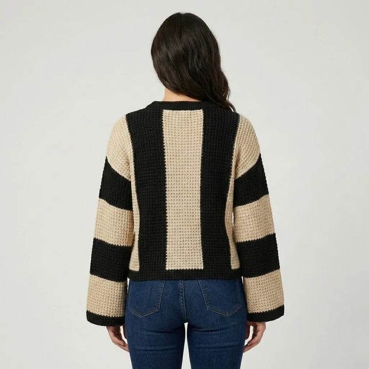 Maglione lavorato a maglia con taglio dritto e motivo a righe