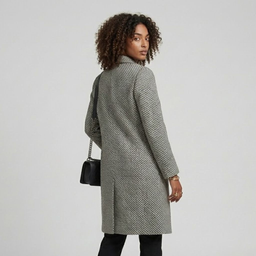 Cappotto lungo strutturato in misto poliestere e lana con bottoni