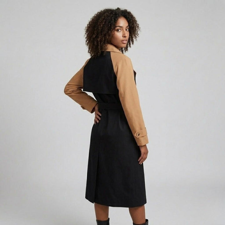 Trench elegante in misto poliestere e cotone con cintura regolabile
