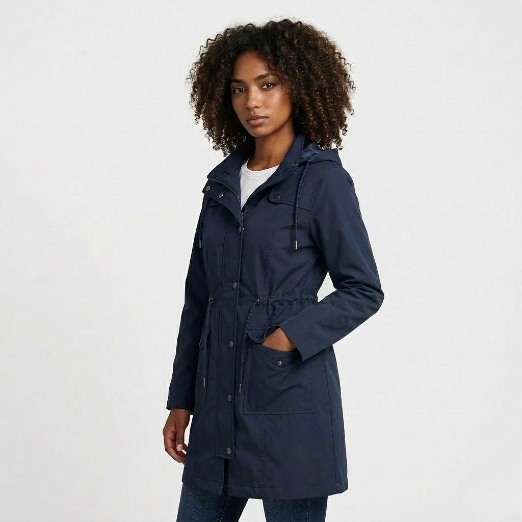 Giacca funzionale con cappuccio e design regolabile