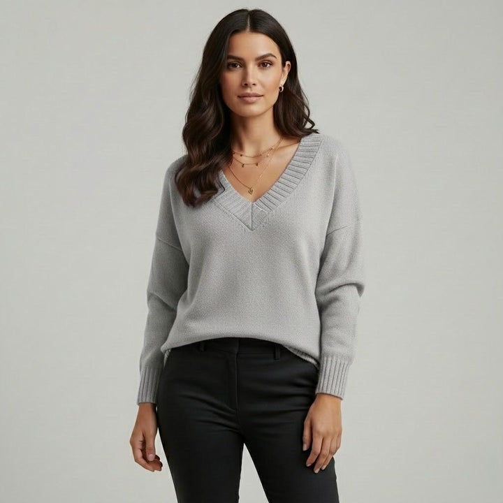 Maglione morbido a maglia con taglio ampio e scollatura a V