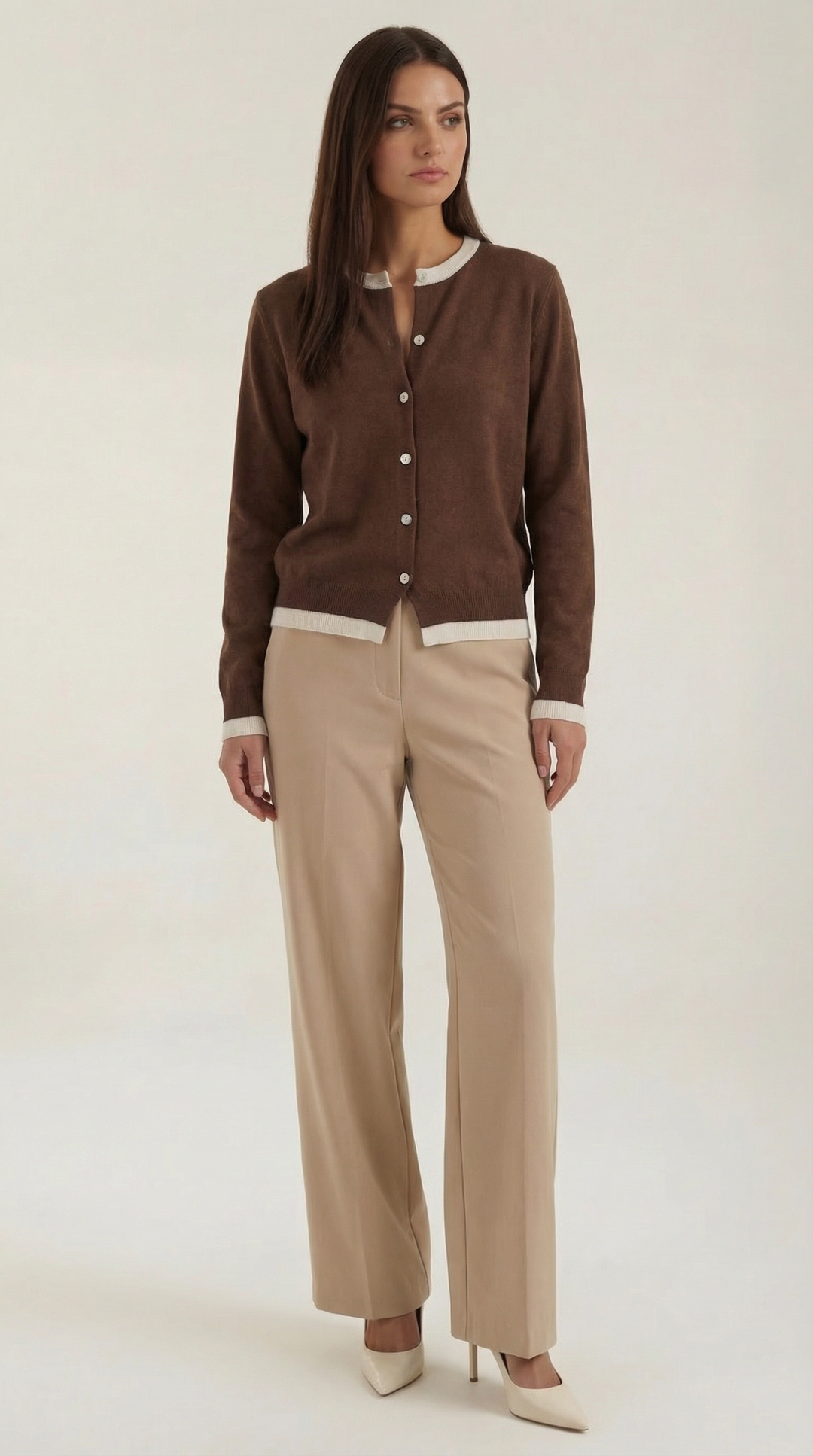 Cardigan lungo lavorato a maglia con maniche ampie e silhouette allungata