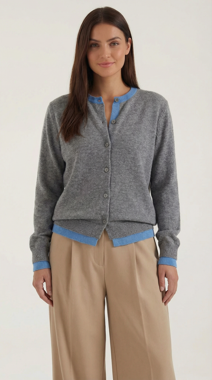Cardigan lungo lavorato a maglia con maniche ampie e silhouette allungata
