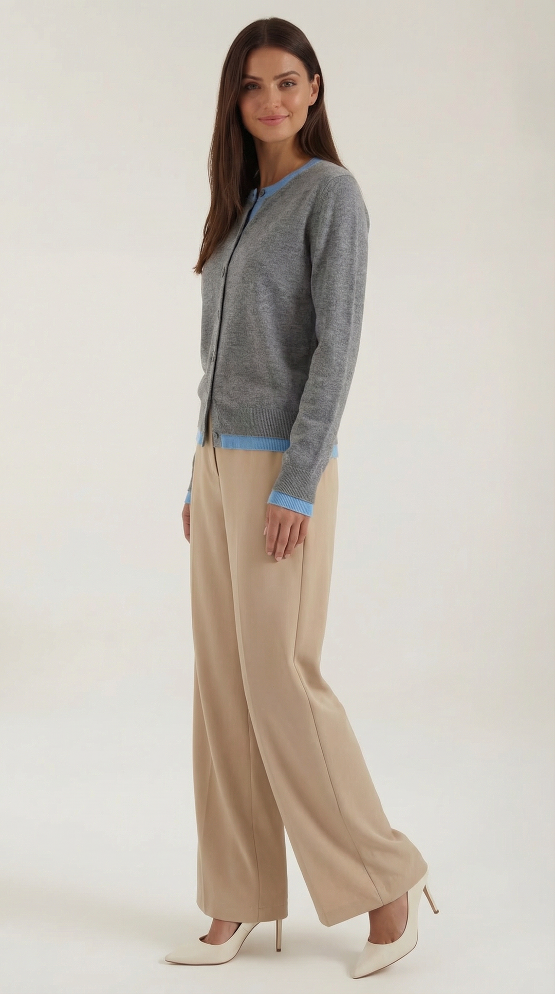 Cardigan lungo lavorato a maglia con maniche ampie e silhouette allungata