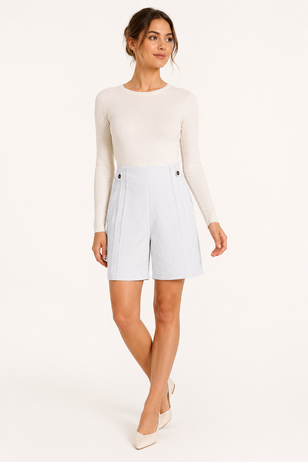 Pantaloni corti con vita alta e bottoni laterali