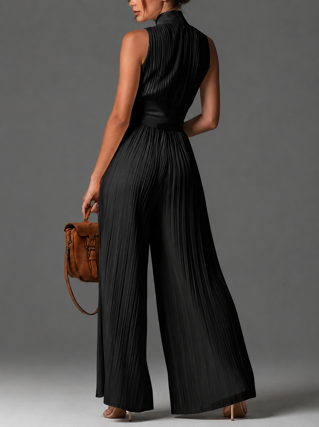 Leontína | Tuta elegante plissettata