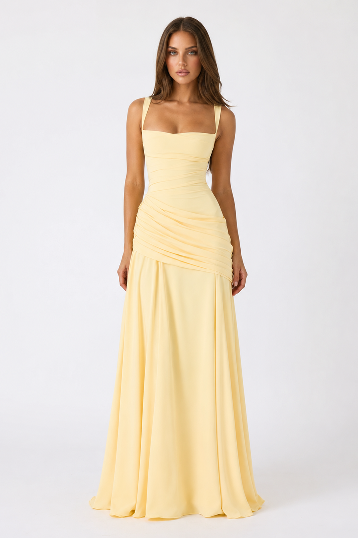 Vera | Maxi abito con scollatura quadrata arricciata