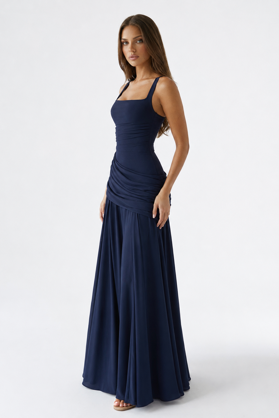 Vera | Maxi abito con scollatura quadrata arricciata