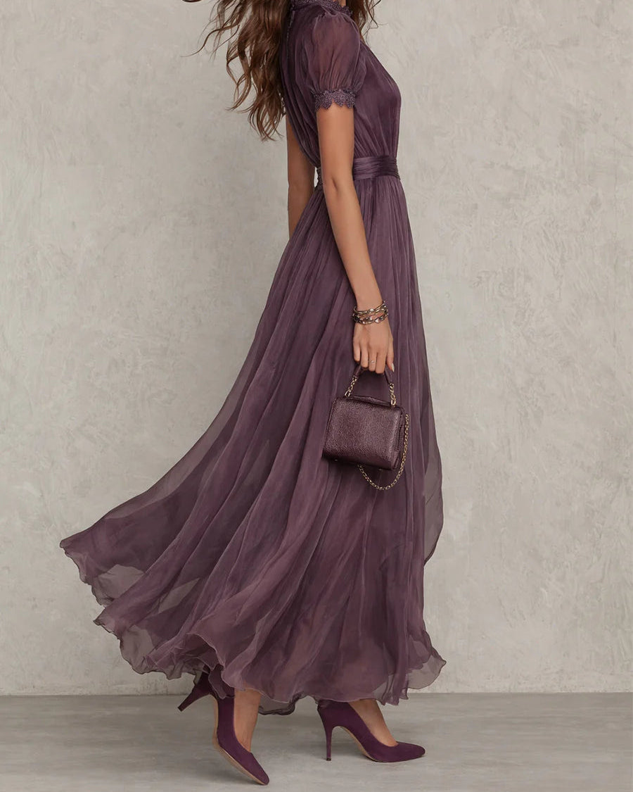 Vilma | Maxi abito con scollatura decorativa