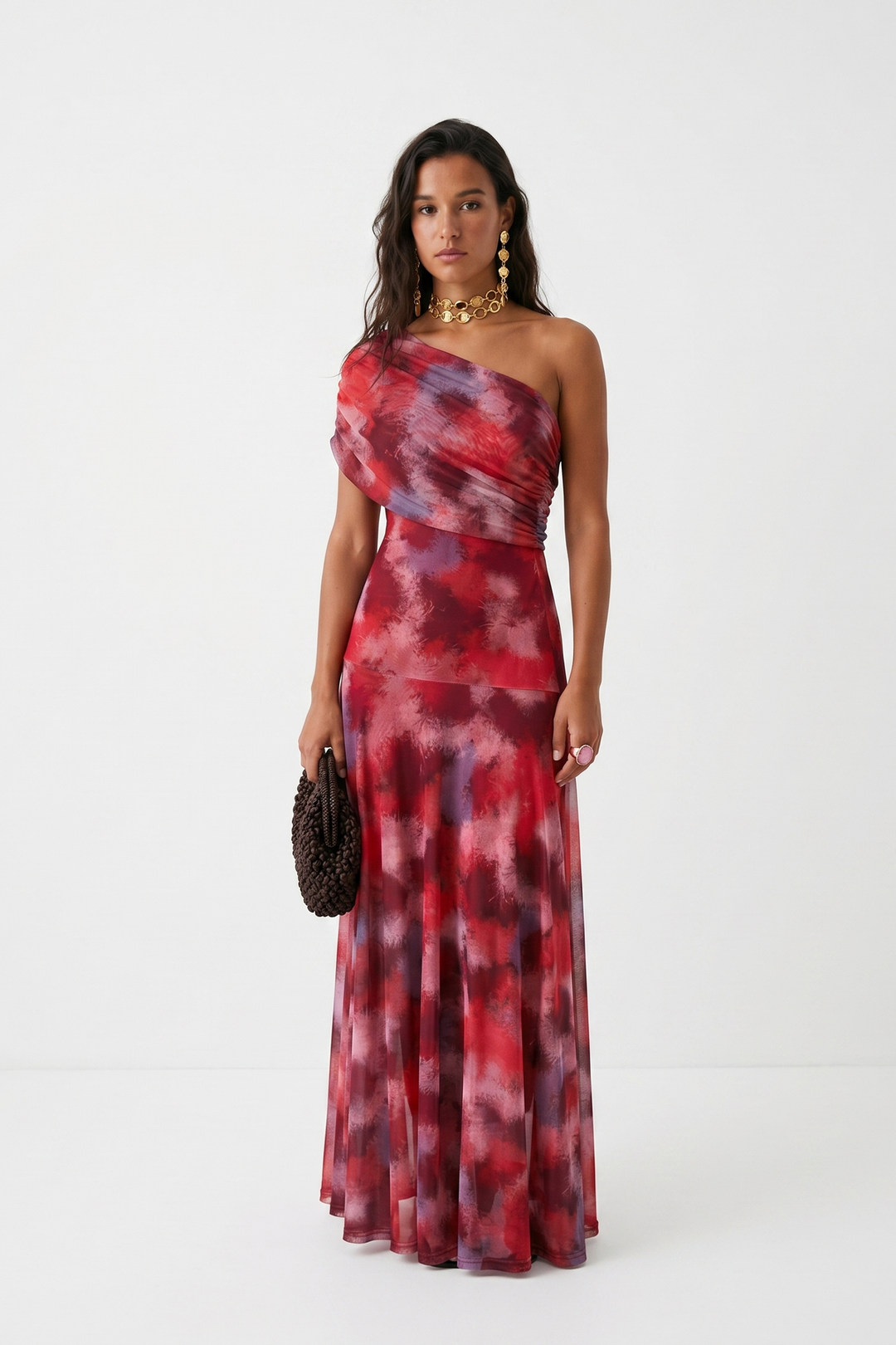 Sofia | Maxi abito con spalle scoperte e drappeggio