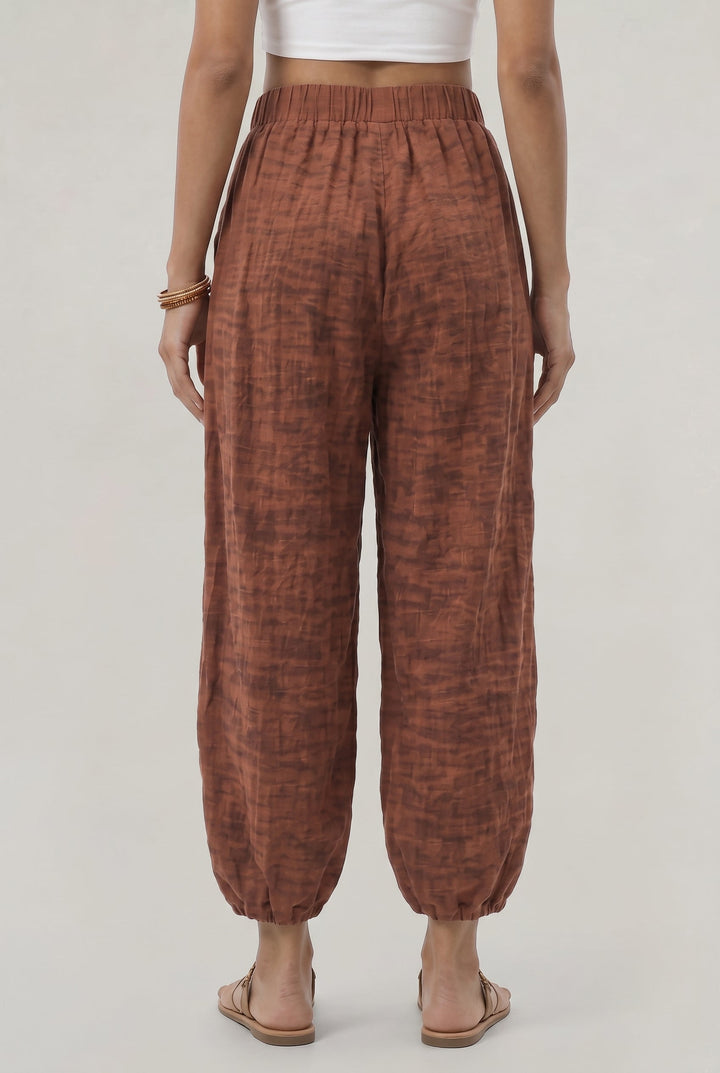 Pantaloni larghi da donna con vita alta