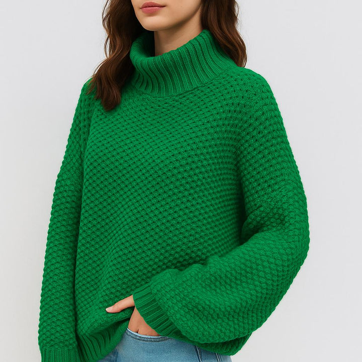 Maglione strutturato lavorato a maglia in misto lana e viscosa con collo alto
