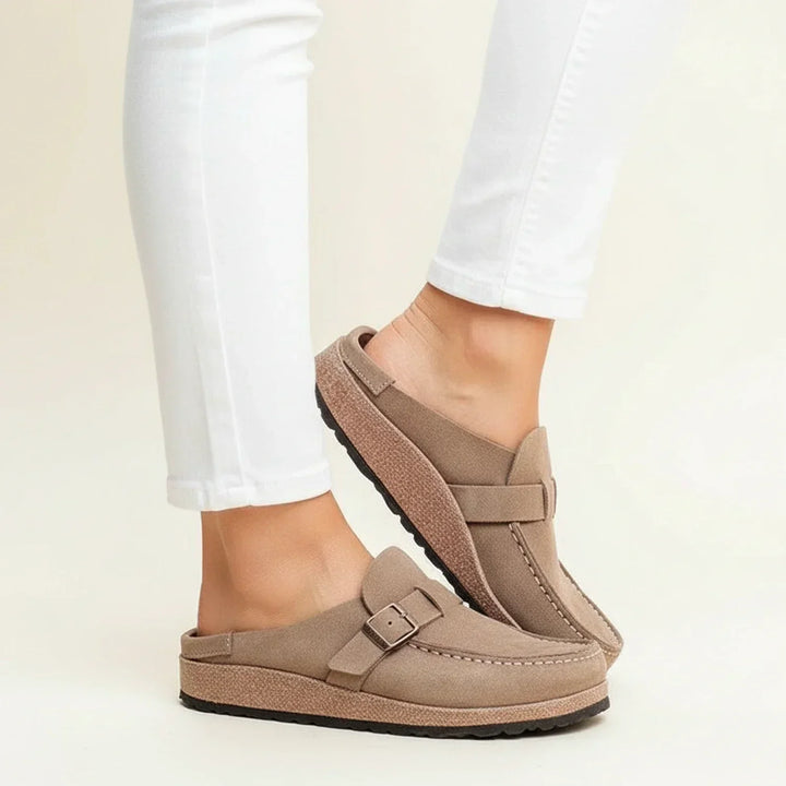 Comode scarpe slip-on con tacco aperto