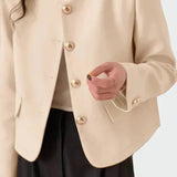 Blazer s Elegantnou Líniou