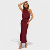 Albína - Saténová elegancia