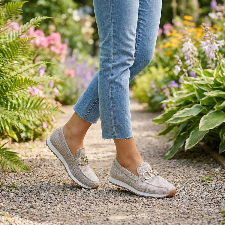 Sneakers comode senza lacci con soletta morbida