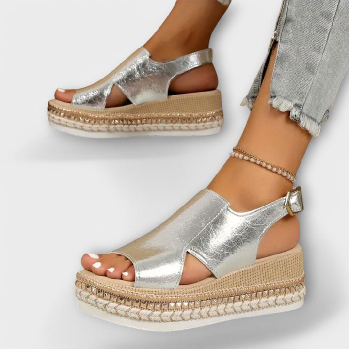 Helma | Sandali