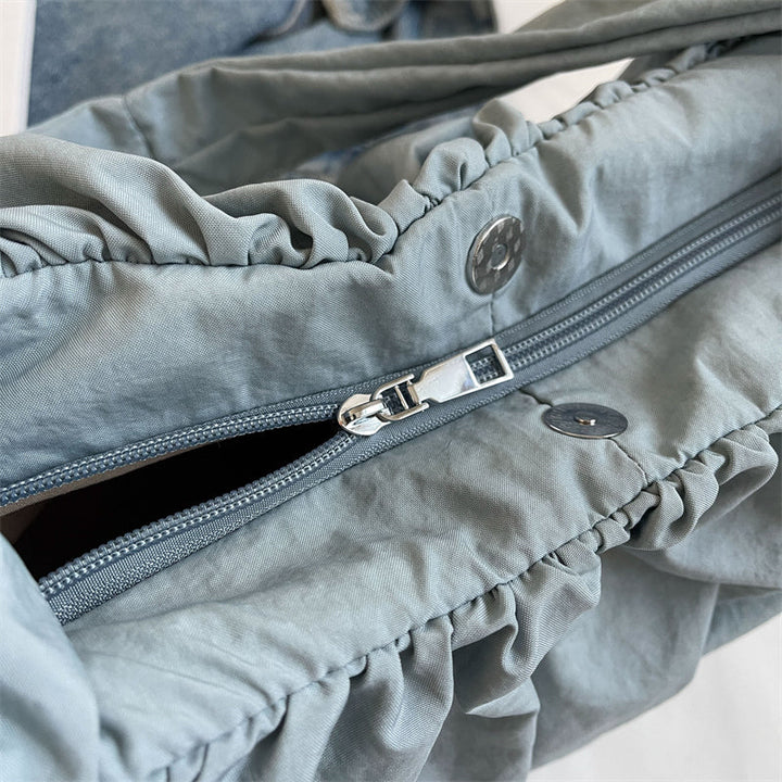 Borsa tote pratica con zip