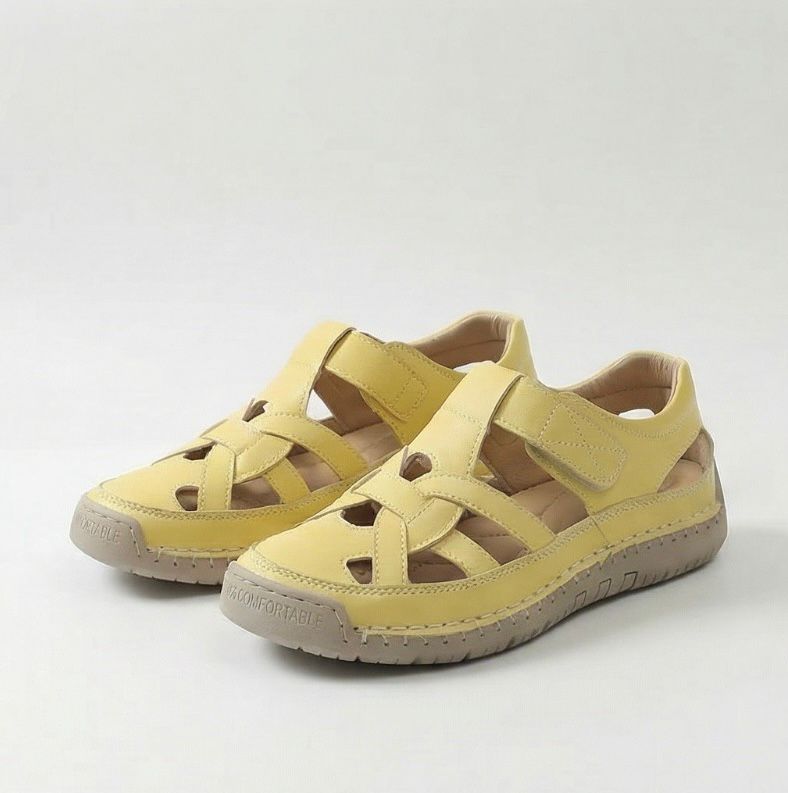 Sandali casual con punta chiusa