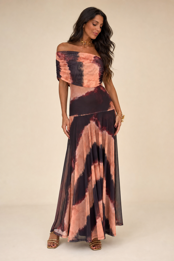 Sofia | Maxi abito con spalle scoperte e drappeggio