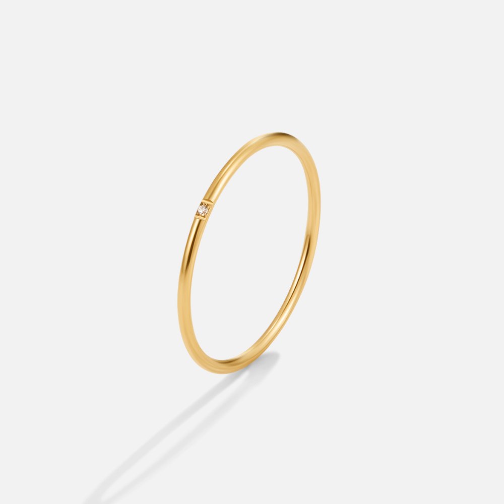 Anello Eula con dettagli dorati e lucidi