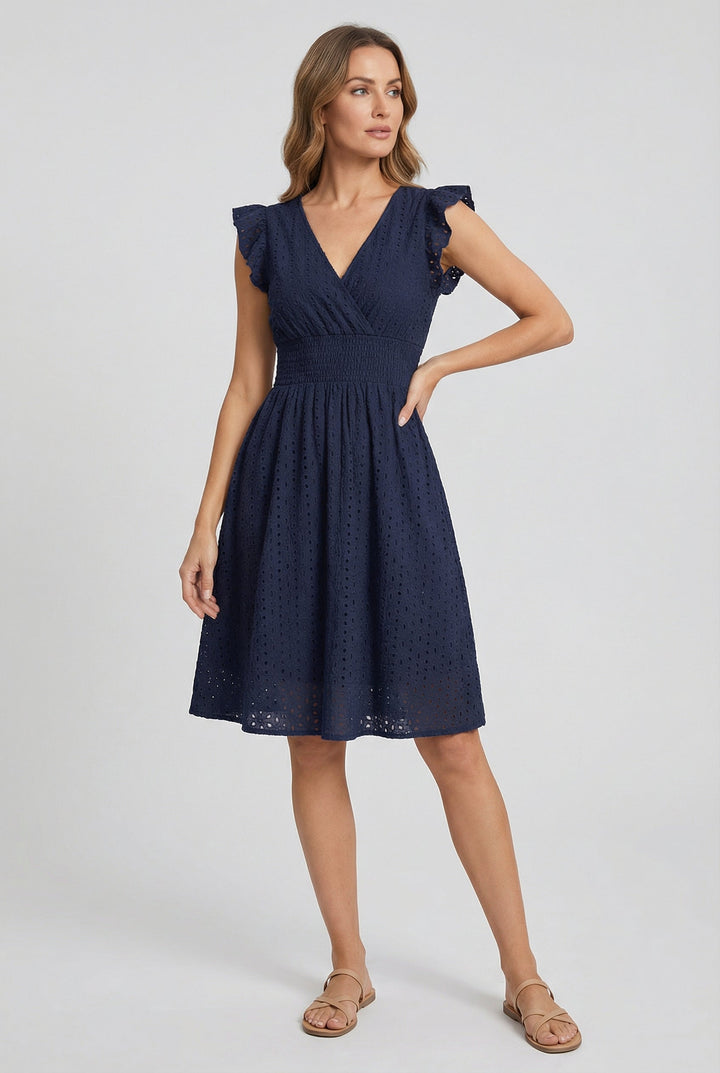 Natália | Abito midi con ricamo in stile Madeira e cintura arricciata