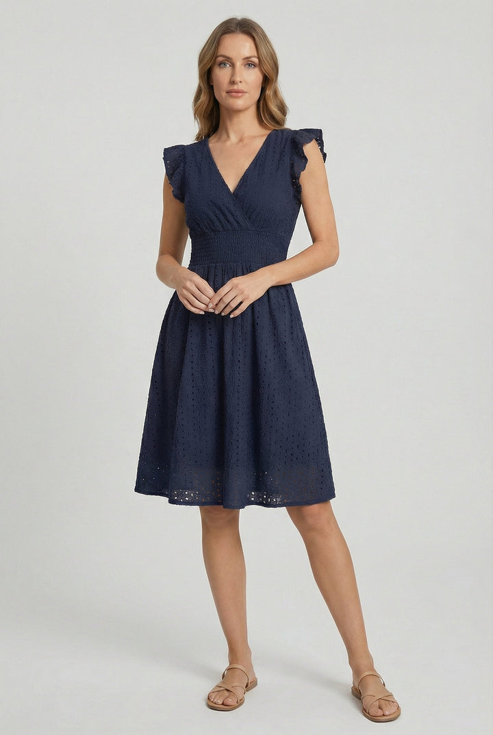 Natália | Abito midi con ricamo in stile Madeira e cintura arricciata