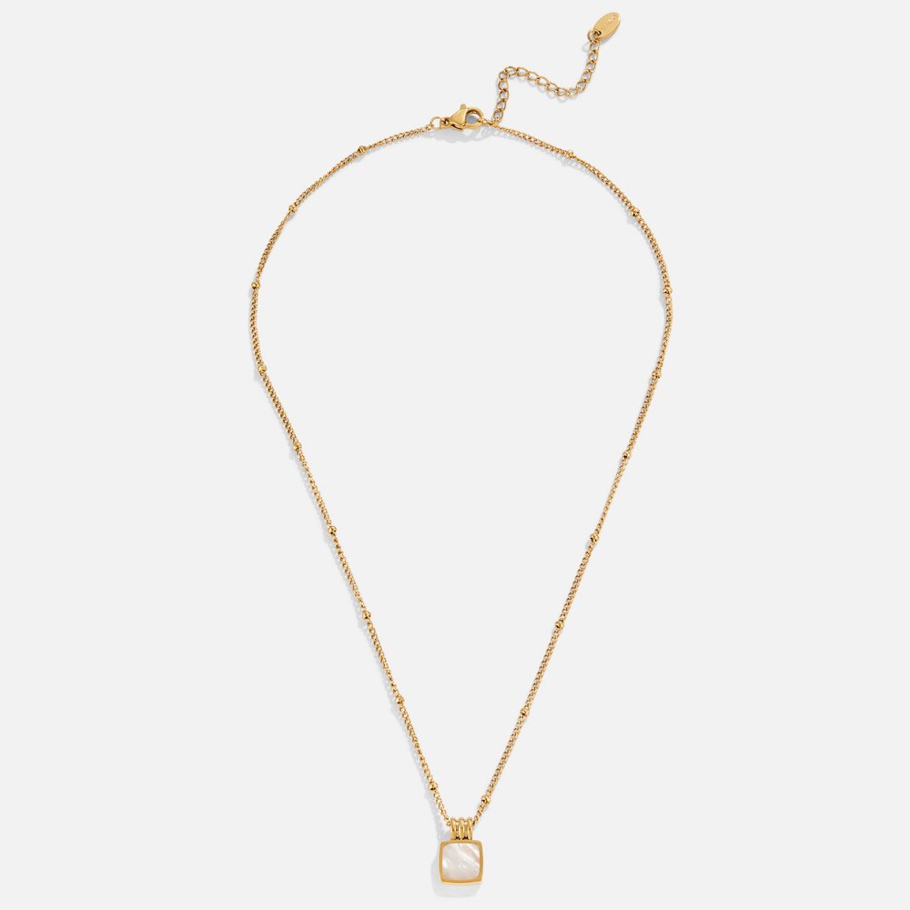 Collana Lucia con pendente in conchiglia bianca