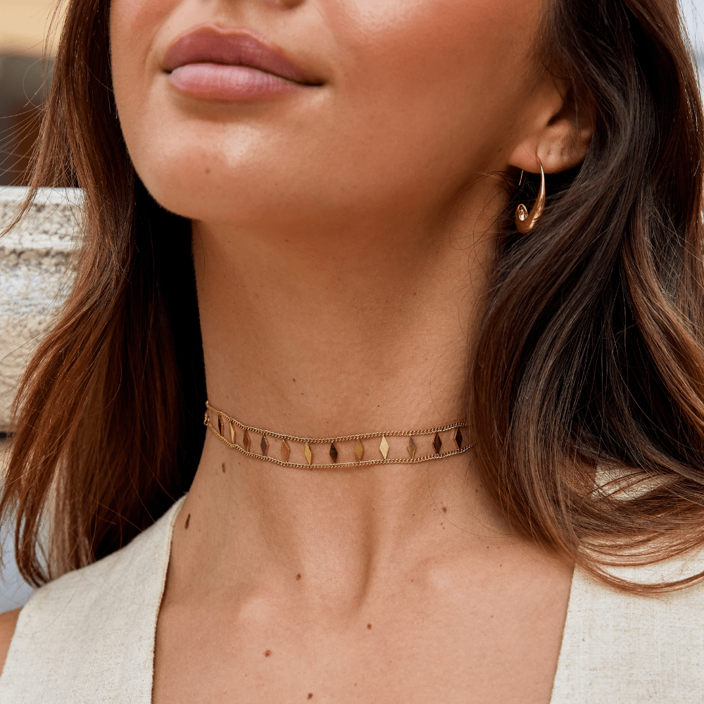 Collana corta dorata Zara